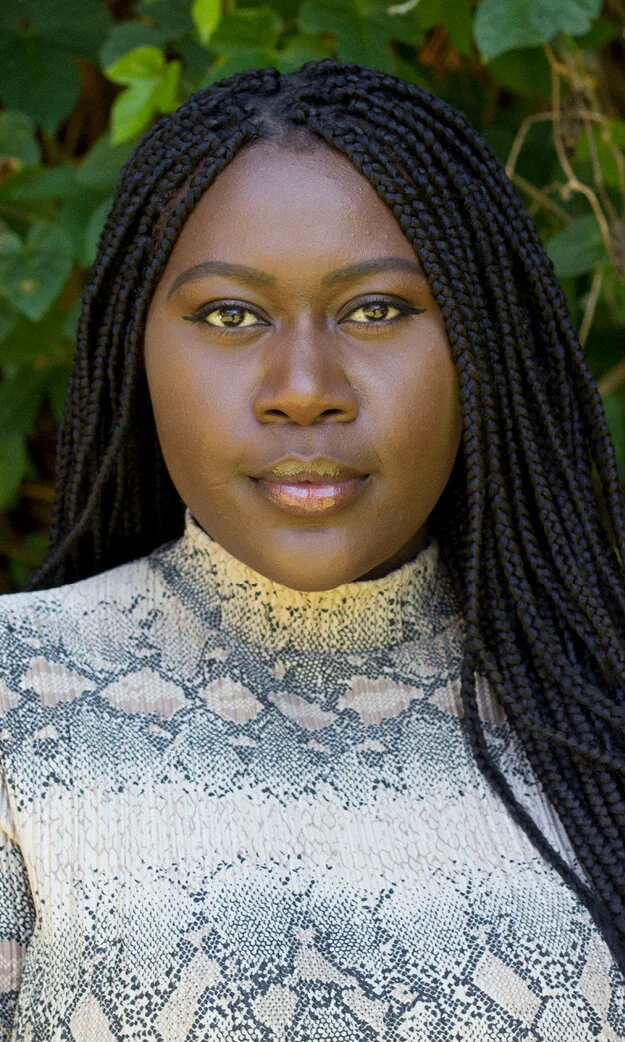 ADORATE HEIGHT 174 | BUST 114 | WAIST 94 | HIP 123