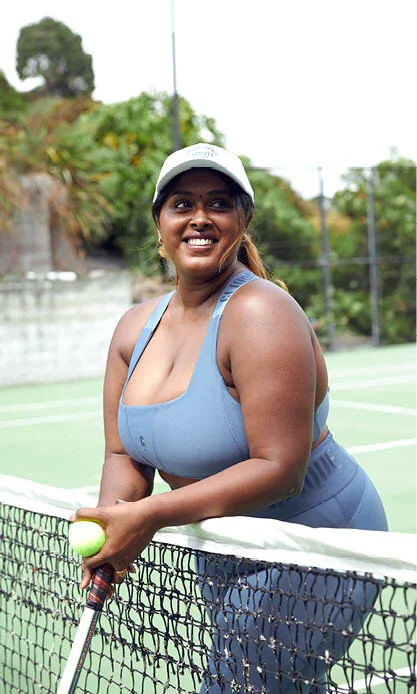 THIRUNA HEIGHT 168 | BUST 129 | WAIST 84 | HIP 122